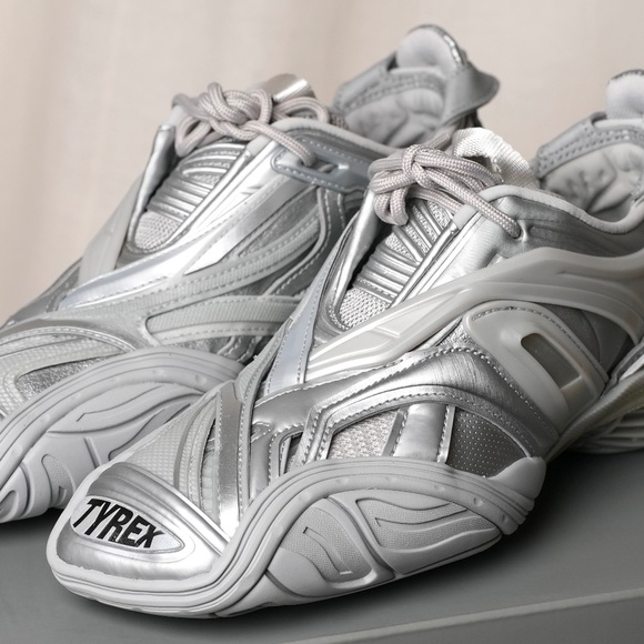 BALENCIAGA Tyrex Sneakers | Silver | SIZE 38/ US 8 (UNWORN) - Picture 1 of 13